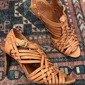 Tory Burch Aged Vegetta Strappy Sandal High Heels Sz 8